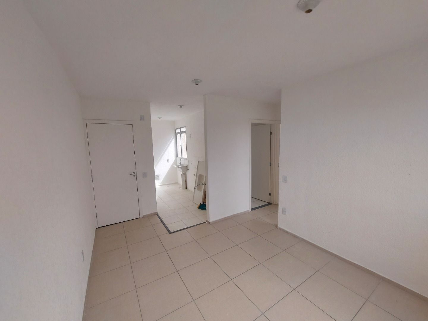 Apartamento à venda com 2 quartos, 48m² - Foto 2
