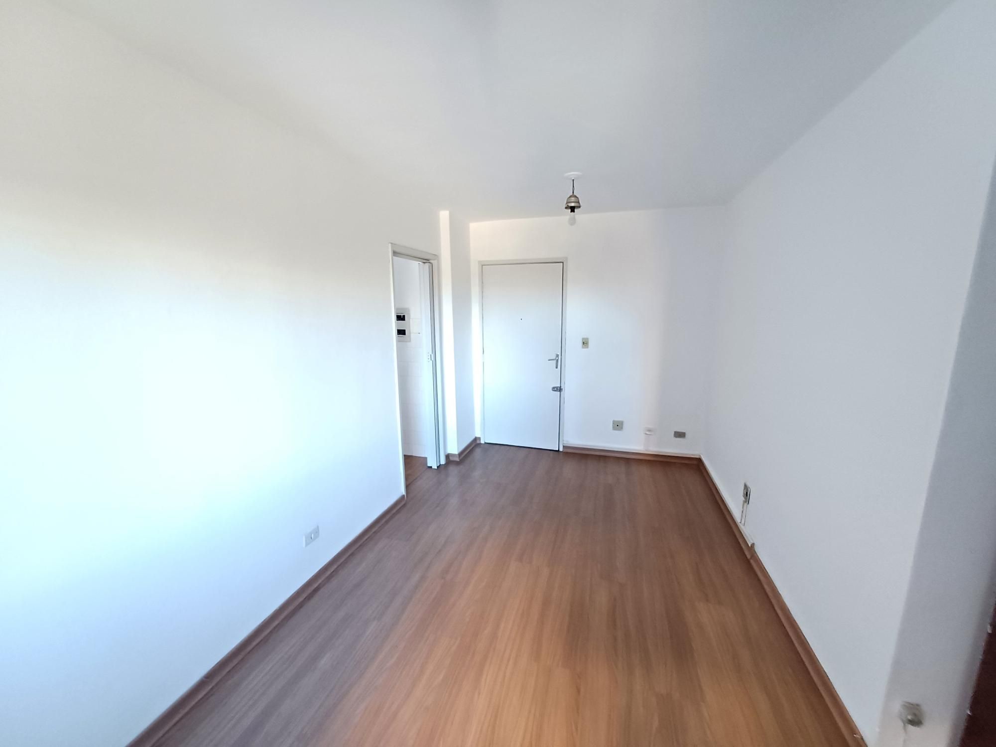 Apartamento para alugar com 1 quarto, 42m² - Foto 2