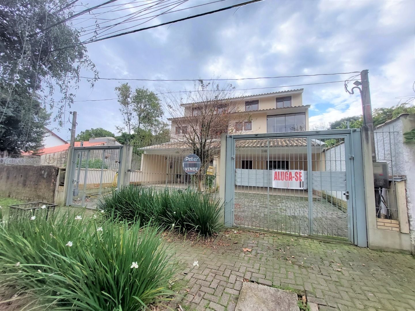 Casa para alugar com 3 quartos, 182m² - Foto 35