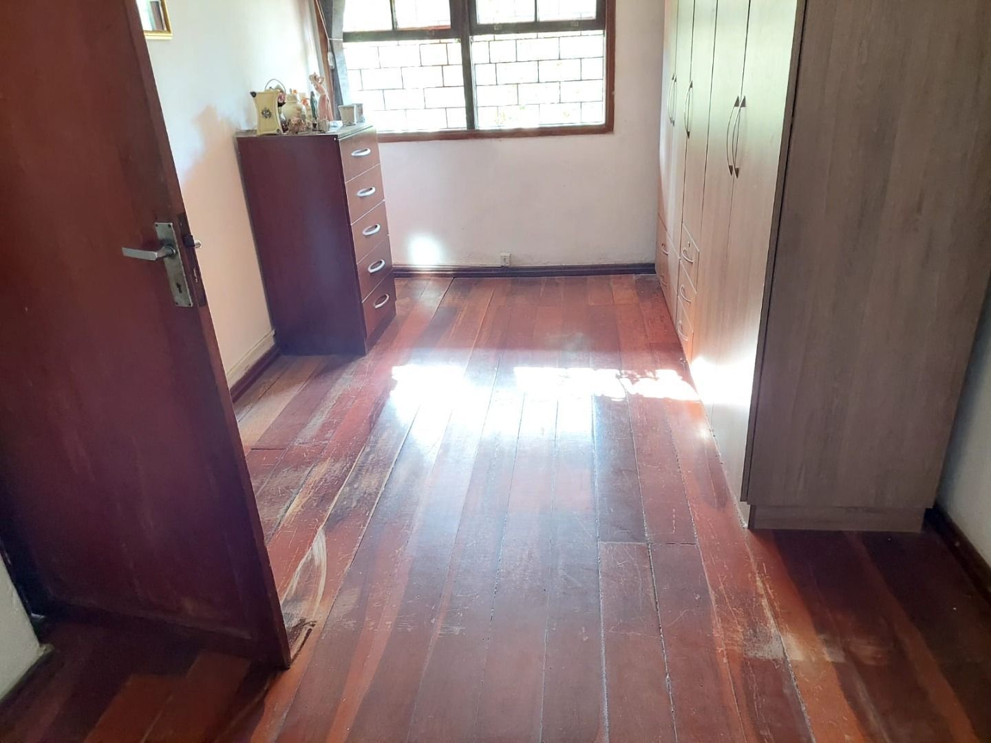Casa à venda com 2 quartos, 100m² - Foto 10