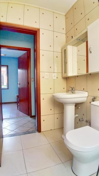 Casa à venda com 4 quartos, 200m² - Foto 12