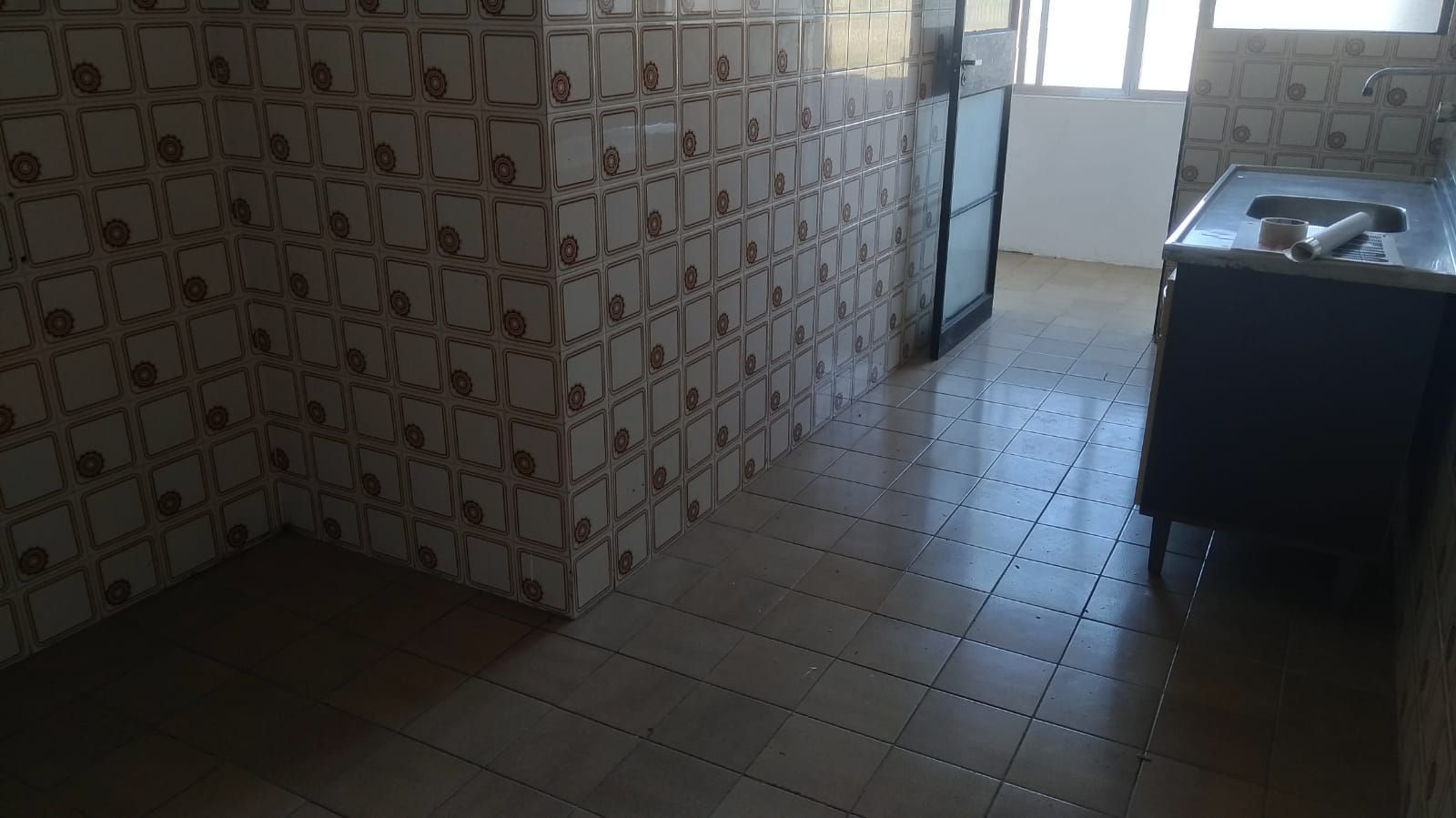 Apartamento à venda com 2 quartos, 75m² - Foto 4