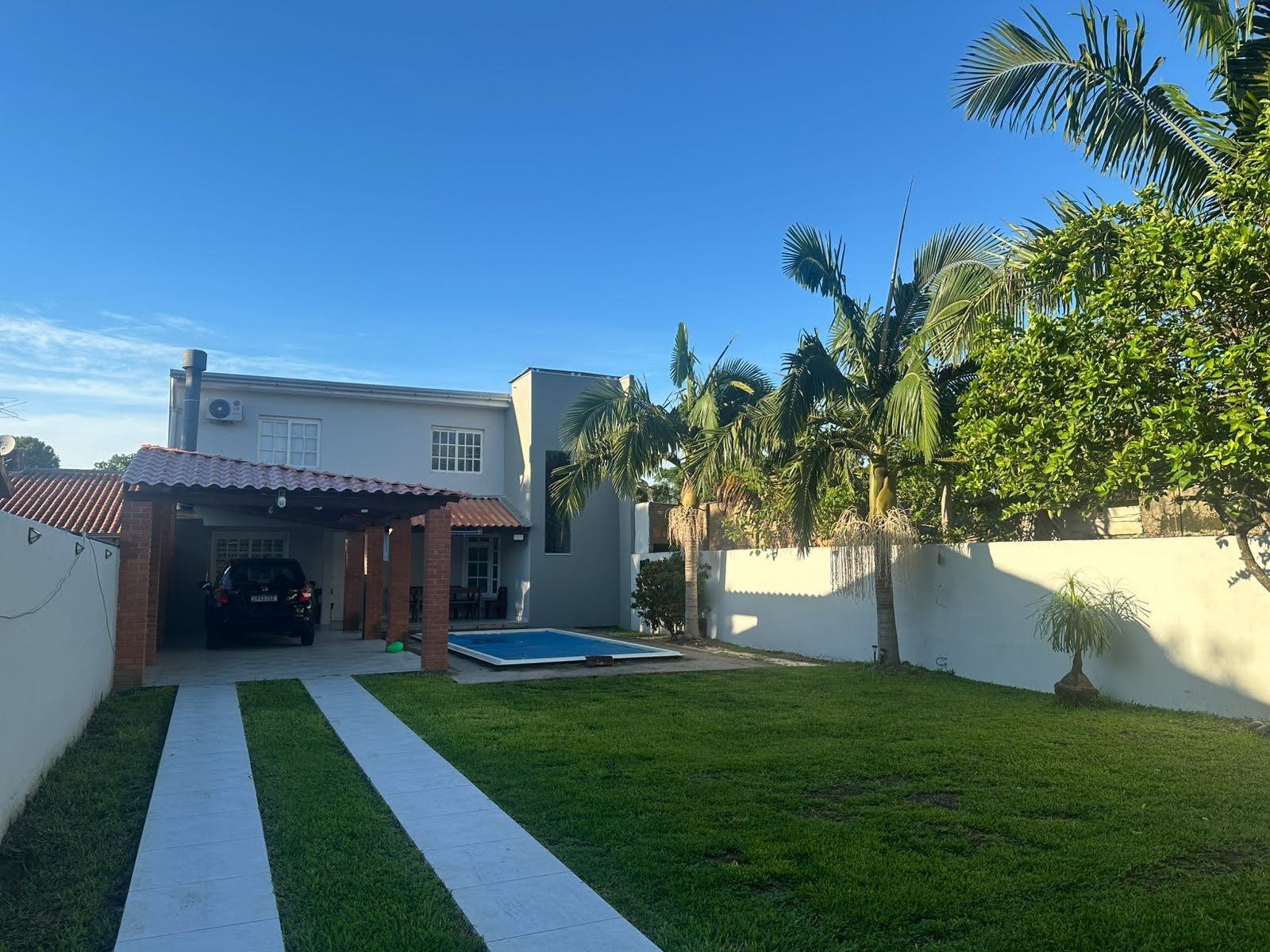 Casa, 3 quartos, 143 m² - Foto 1