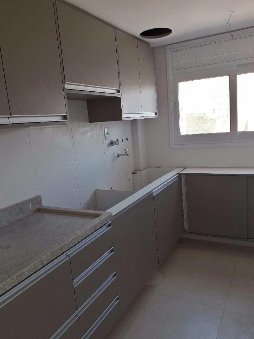 Apartamento à venda com 2 quartos, 71m² - Foto 31