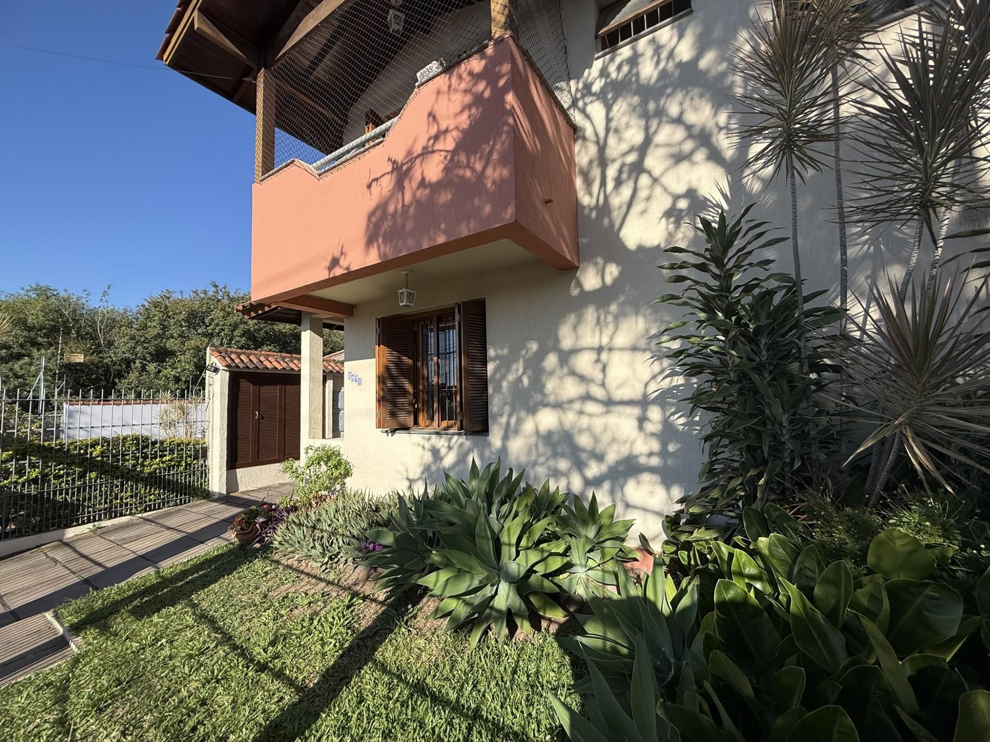 Casa, 2 quartos, 63 m² - Foto 1