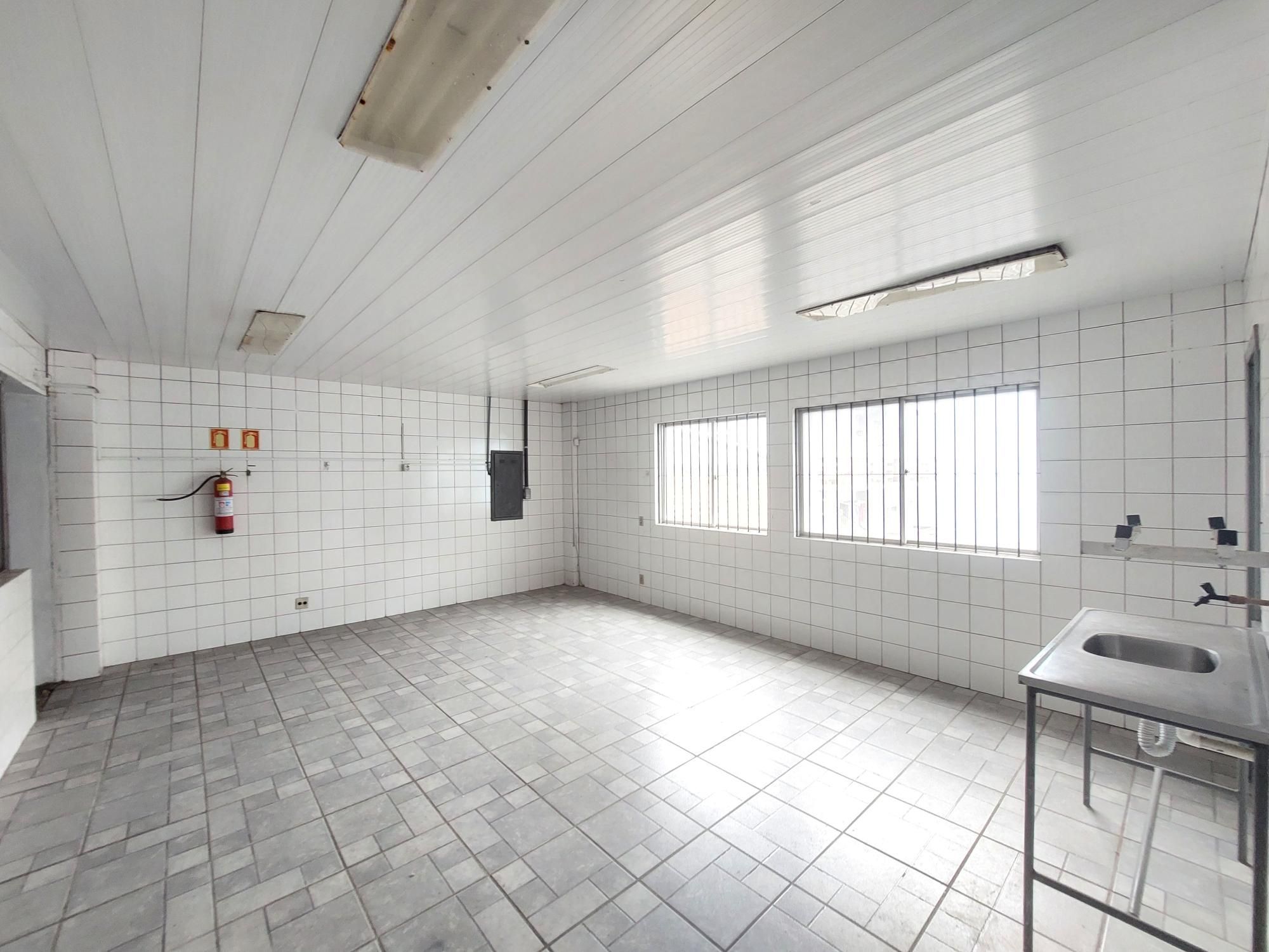 Depósito-Galpão, 742 m² - Foto 38