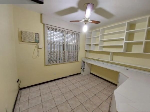 Casa à venda com 3 quartos, 150m² - Foto 12