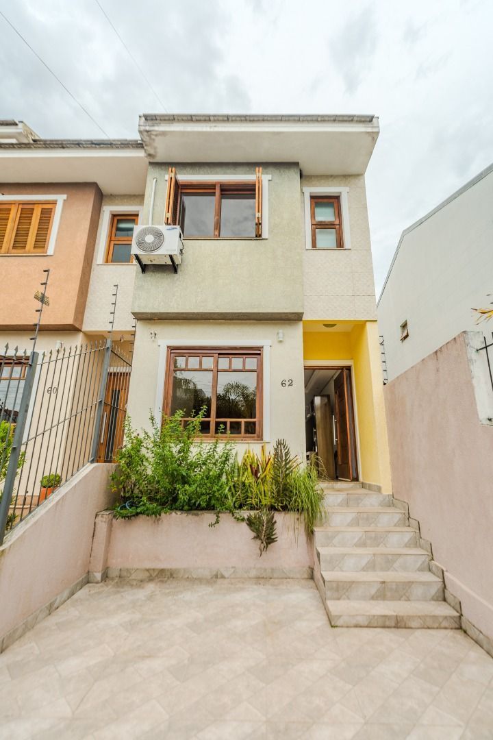 Casa, 3 quartos, 148 m² - Foto 1