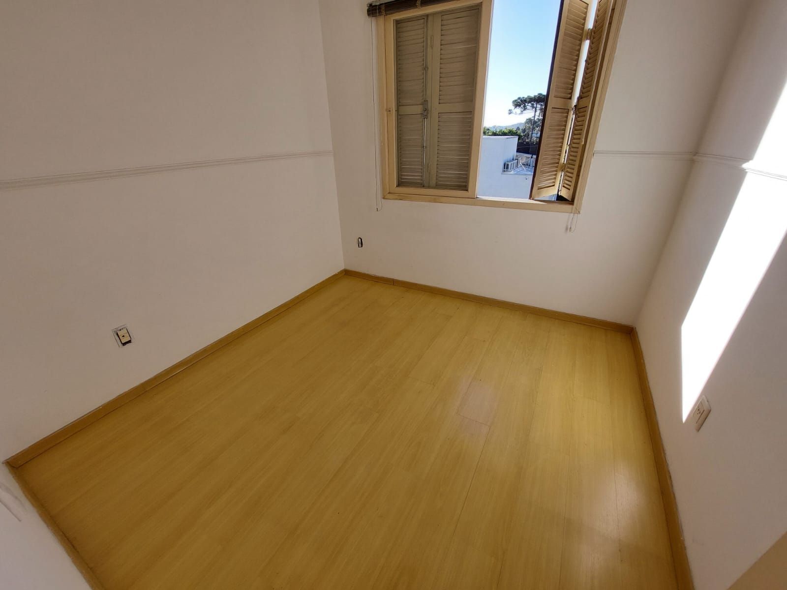 Apartamento à venda com 2 quartos, 70m² - Foto 5