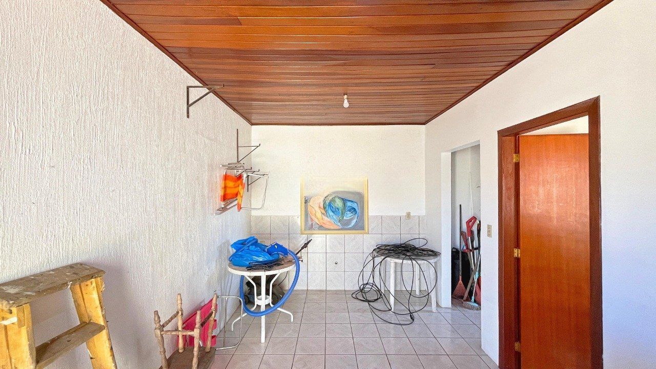 Casa à venda com 6 quartos, 344m² - Foto 34