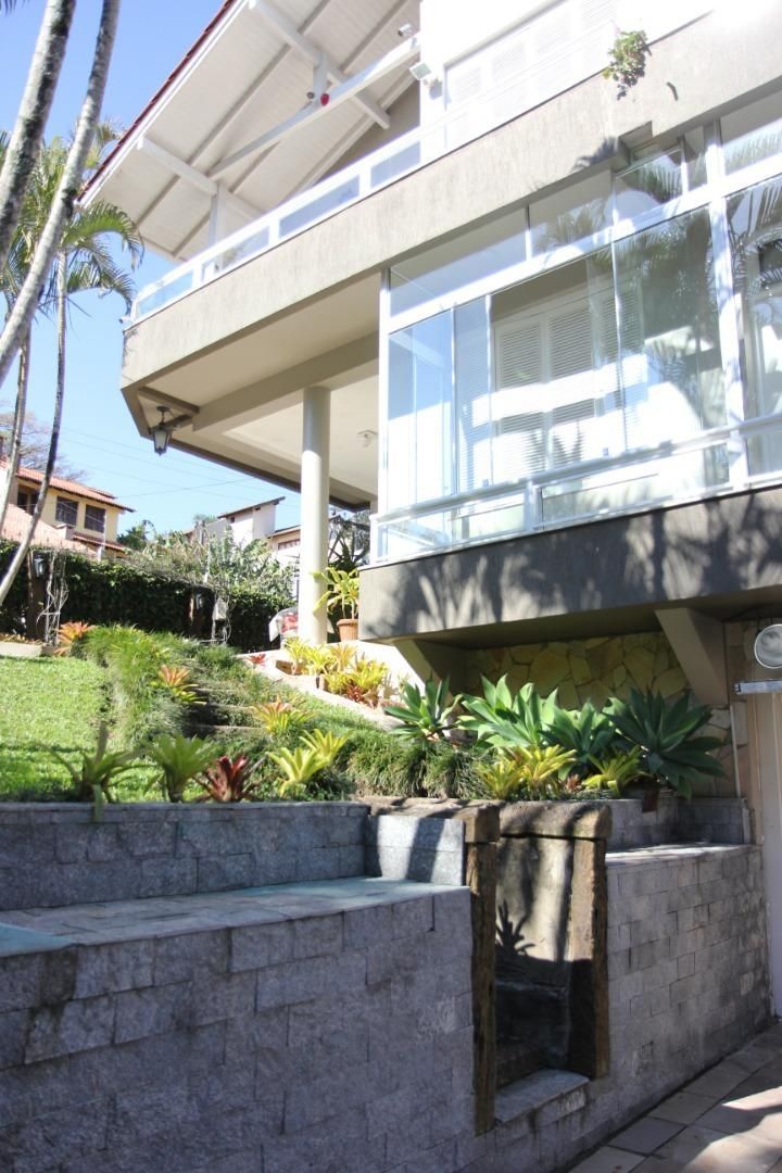 Casa à venda com 5 quartos, 740m² - Foto 2