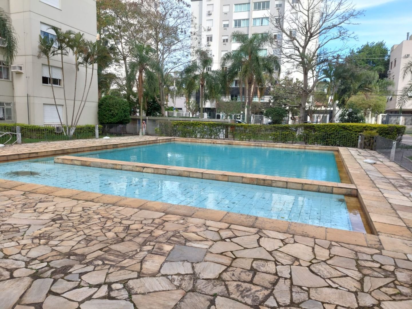 Apartamento à venda com 2 quartos, 61m² - Foto 27