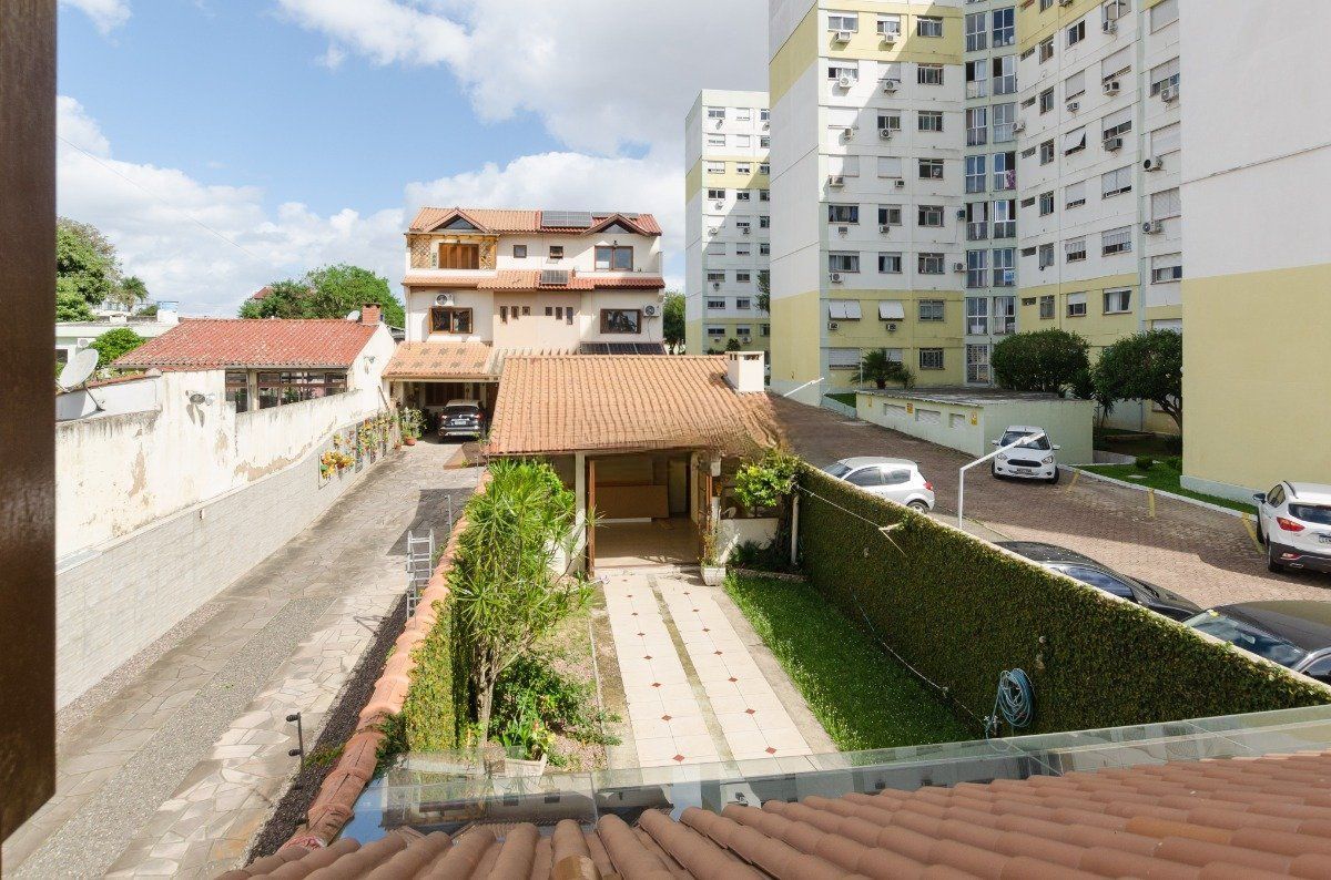 Casa à venda com 4 quartos, 290m² - Foto 22