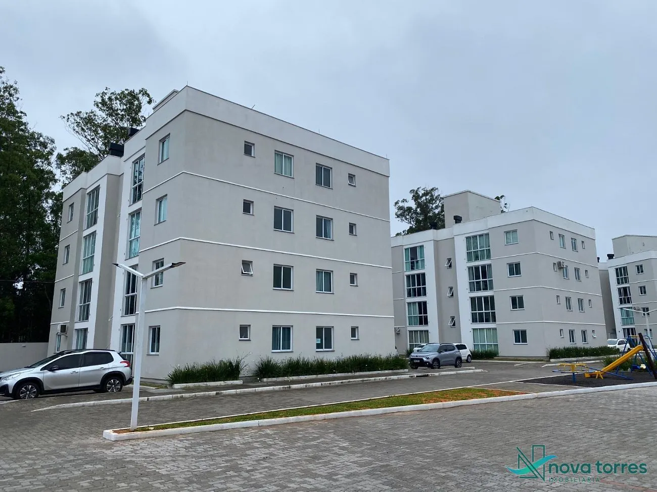 Apartamento com 2 dormitórios no bairro Novo Passo em Passo de Torres.