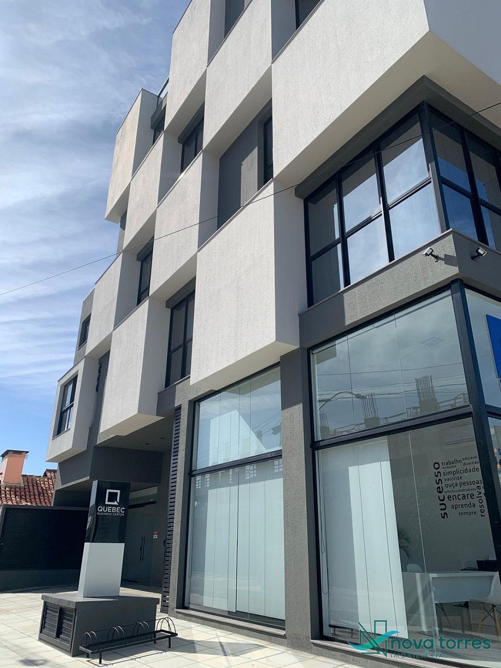 Sala Comercial com 191m²  – Centro de Torres