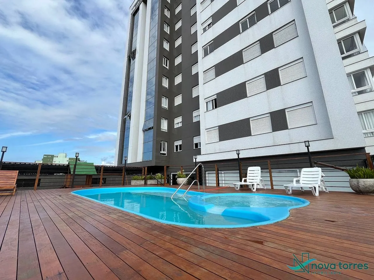 Apartamento finamente mobiliado próximo à Lagoa do Violão em Torres-RS