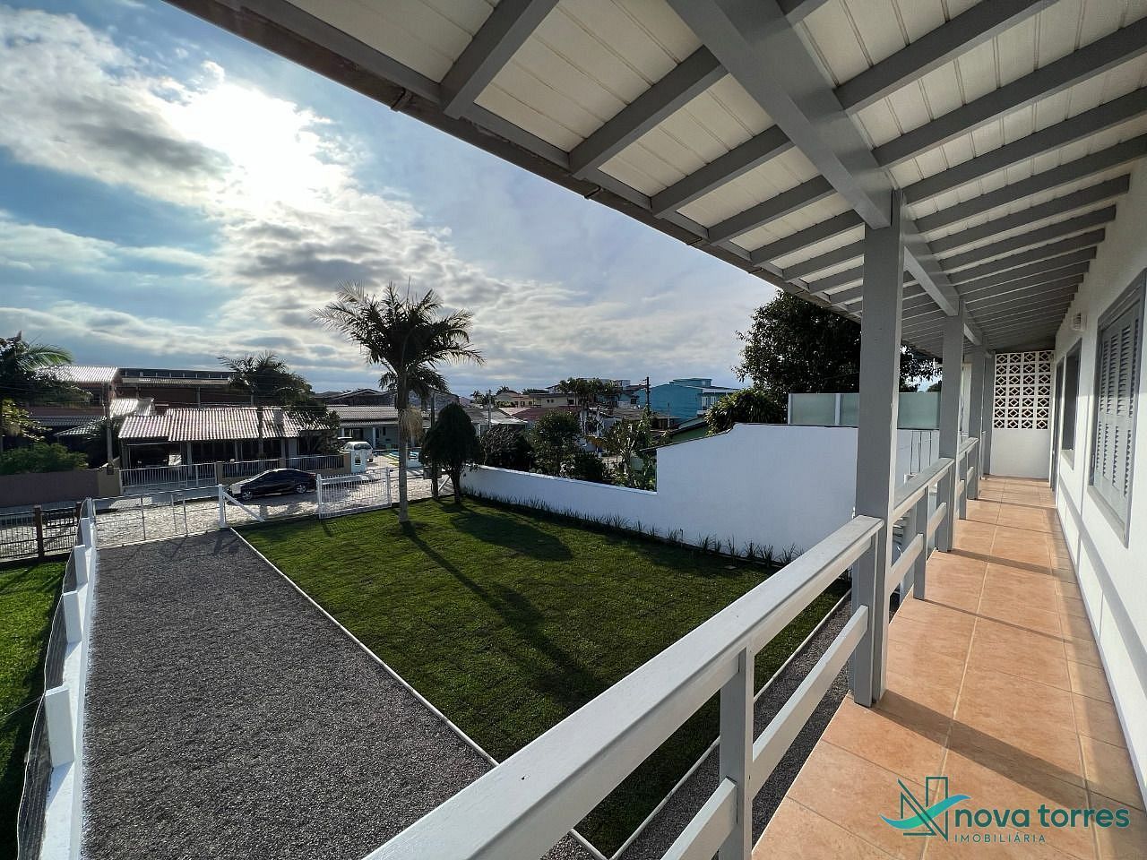 Casa com 4 Dormitórios e Terreno Amplo no Igra Norte em Torres