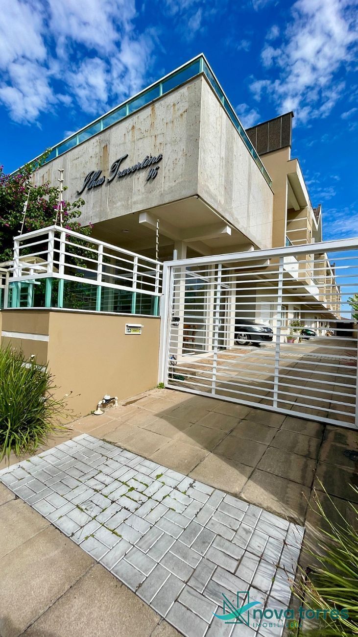 Casa charmosa em condomínio com vista para o Morro do Farol em Torres-RS