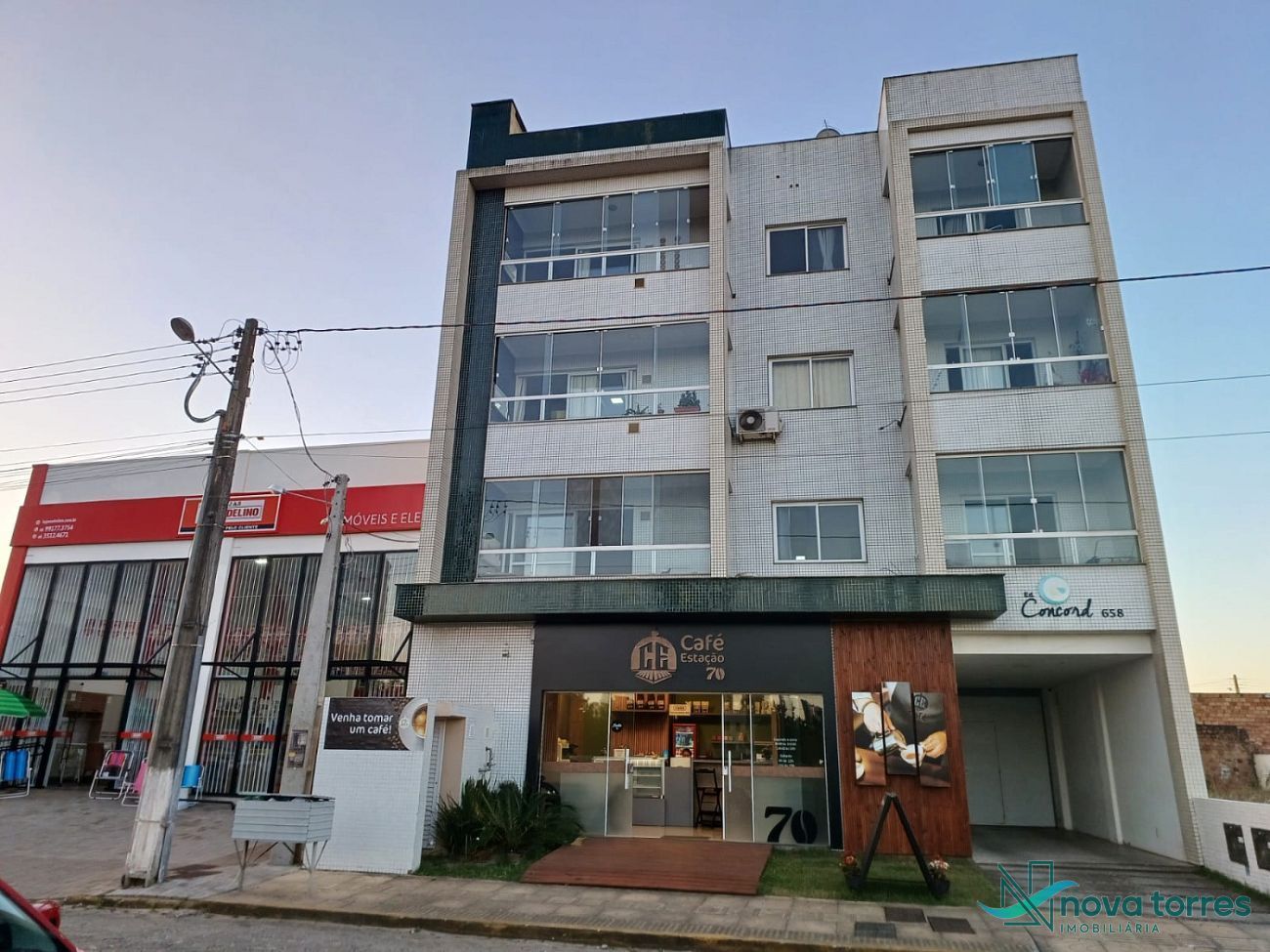 Apartamento com 3 dormitórios no Centro em Passo de Torres - SC
