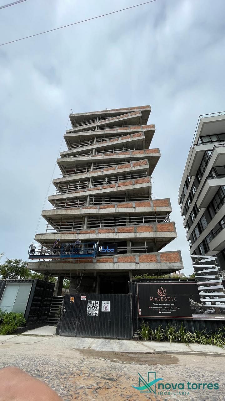 Apartamento com 1 dormitório suíte em Praia da Cal, em Torres-RS