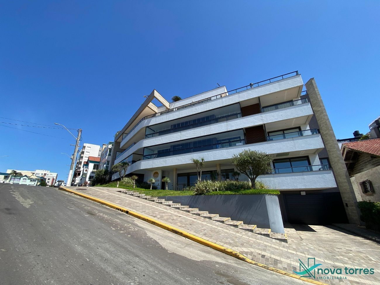 Apartamento com 3 dormitórios na Prainha em Torres-RS