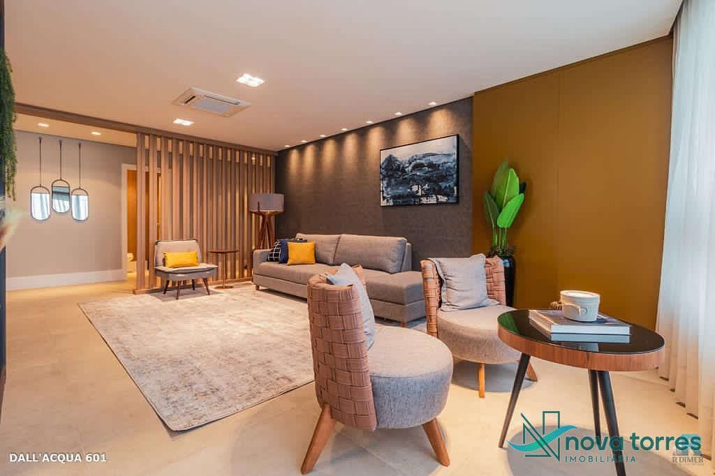 Apartamento com 3 suítes na Praia Grande, em Torres-RS