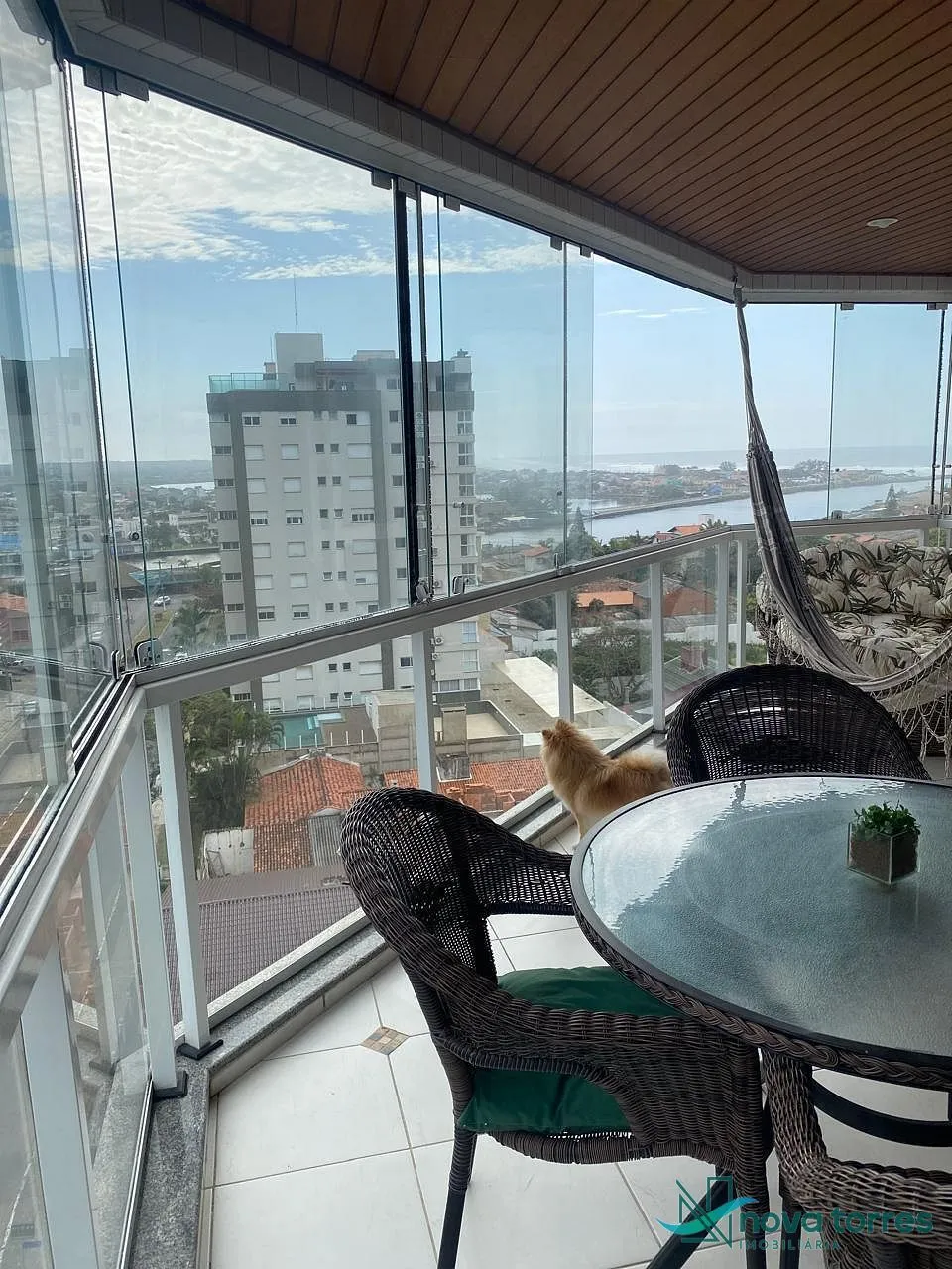 Apartamento a poucos metros da Orla Gastronômica.