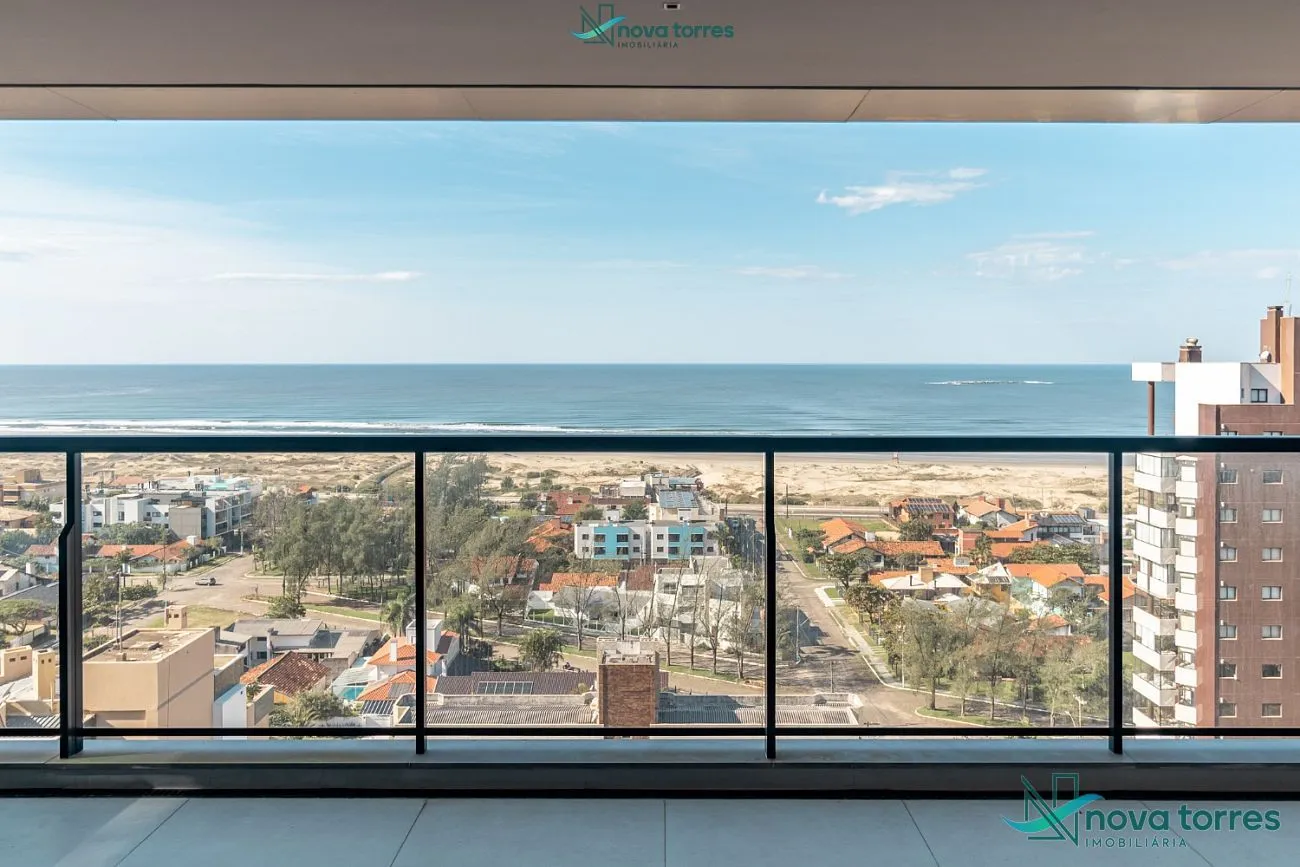 4 Suítes e Vista Panorâmica para o Mar