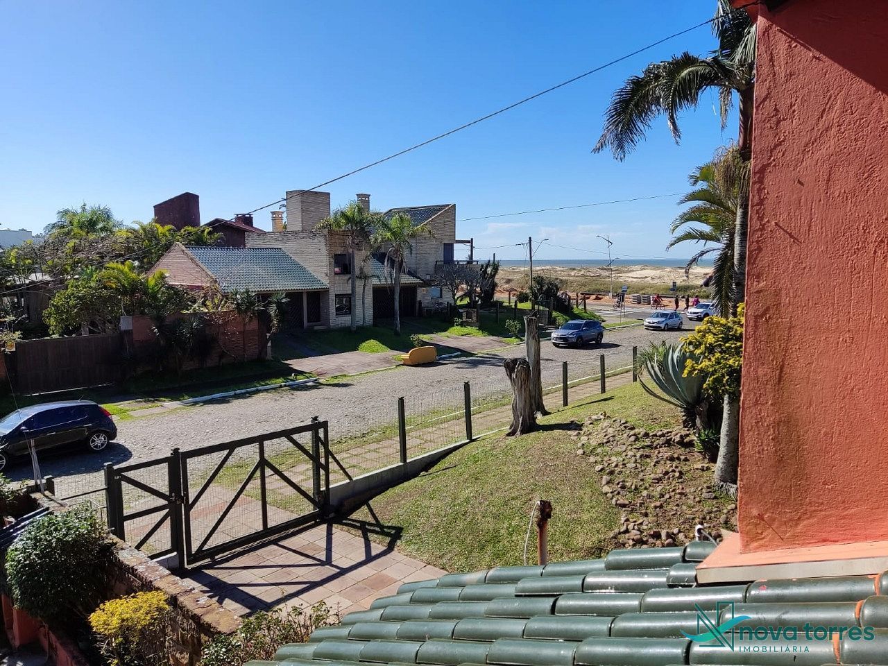 Casa com 4 dormitórios na Praia Grande em Torres-RS