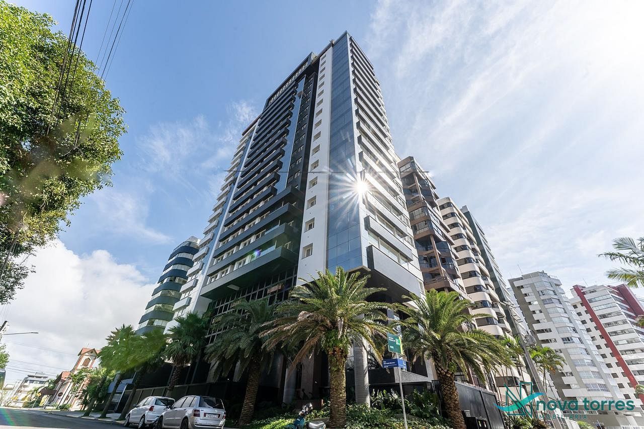 Apartamento de Alto Padrão a Poucos Passos do Mar