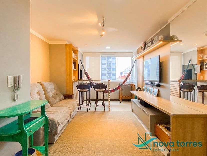 Apartamento com 3 dormitórios, incluindo 1 suíte, em Torres-RS
