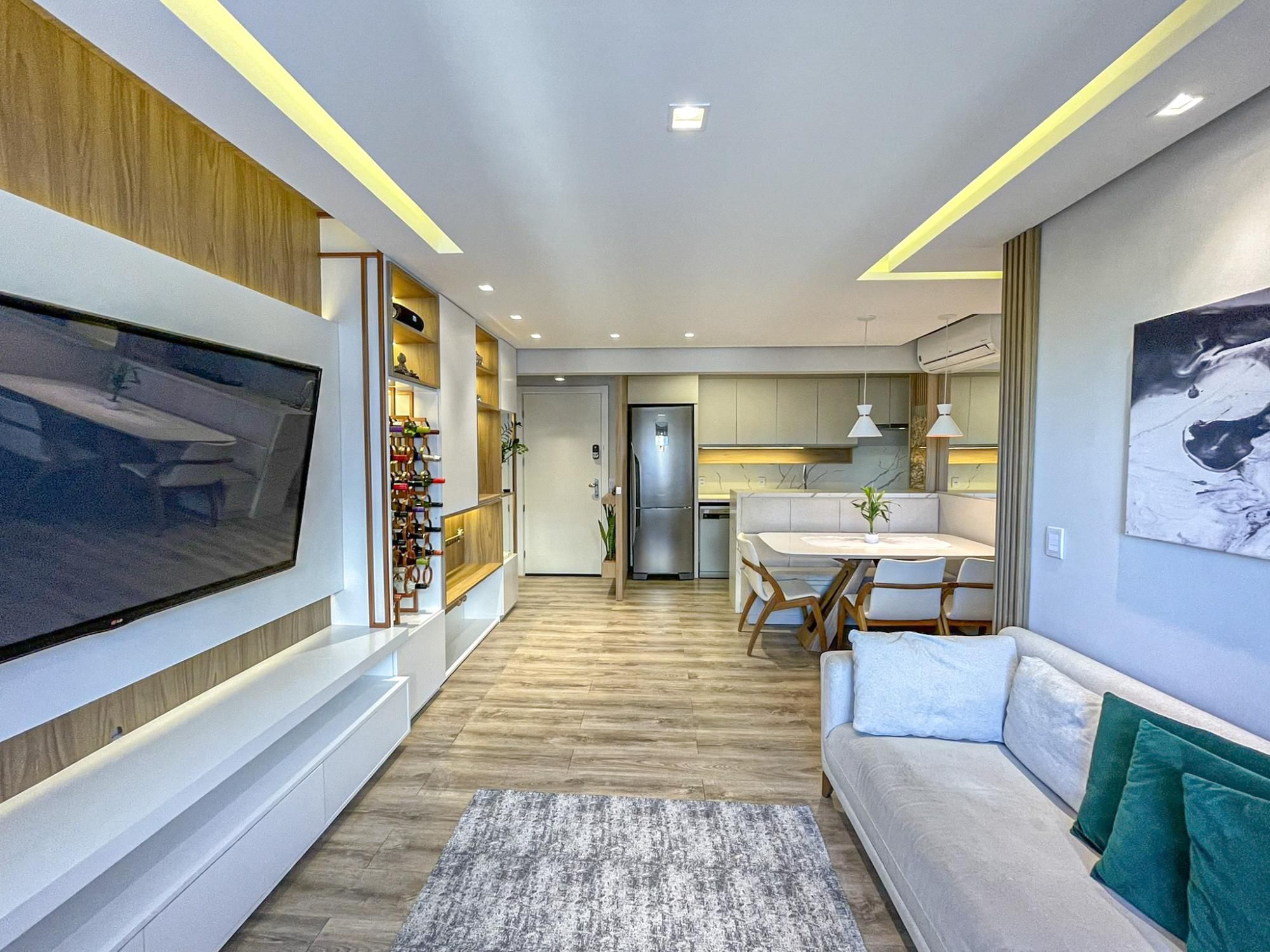 Apartamento à venda com 3 quartos, 76m² - Foto 3