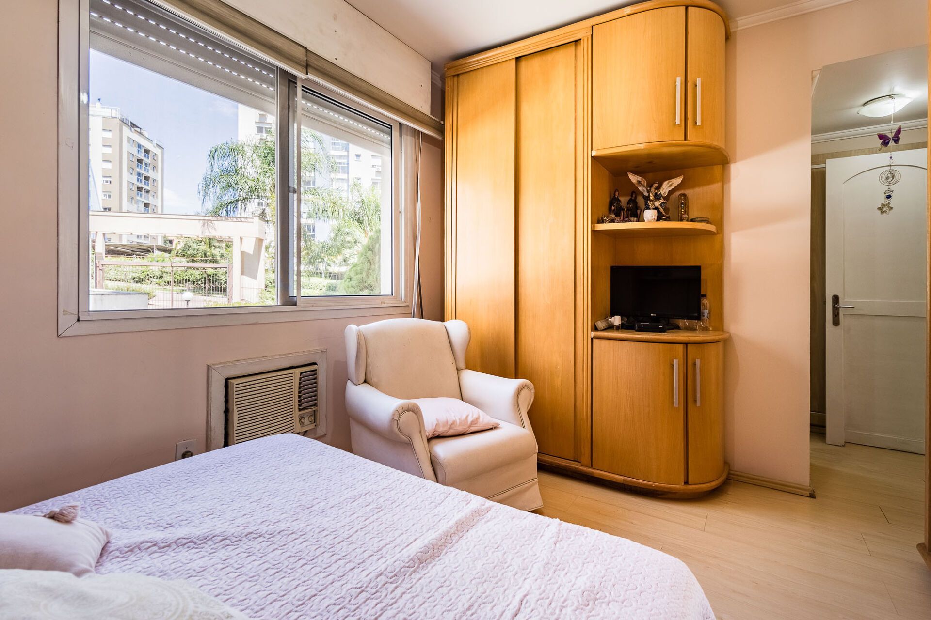 Apartamento à venda com 3 quartos, 112m² - Foto 9