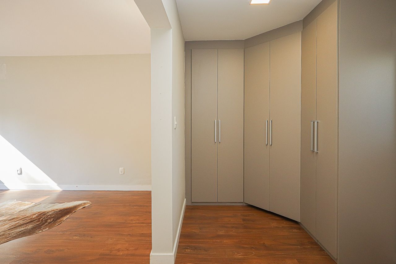 Casa, 4 quartos, 289 m² - Foto 31
