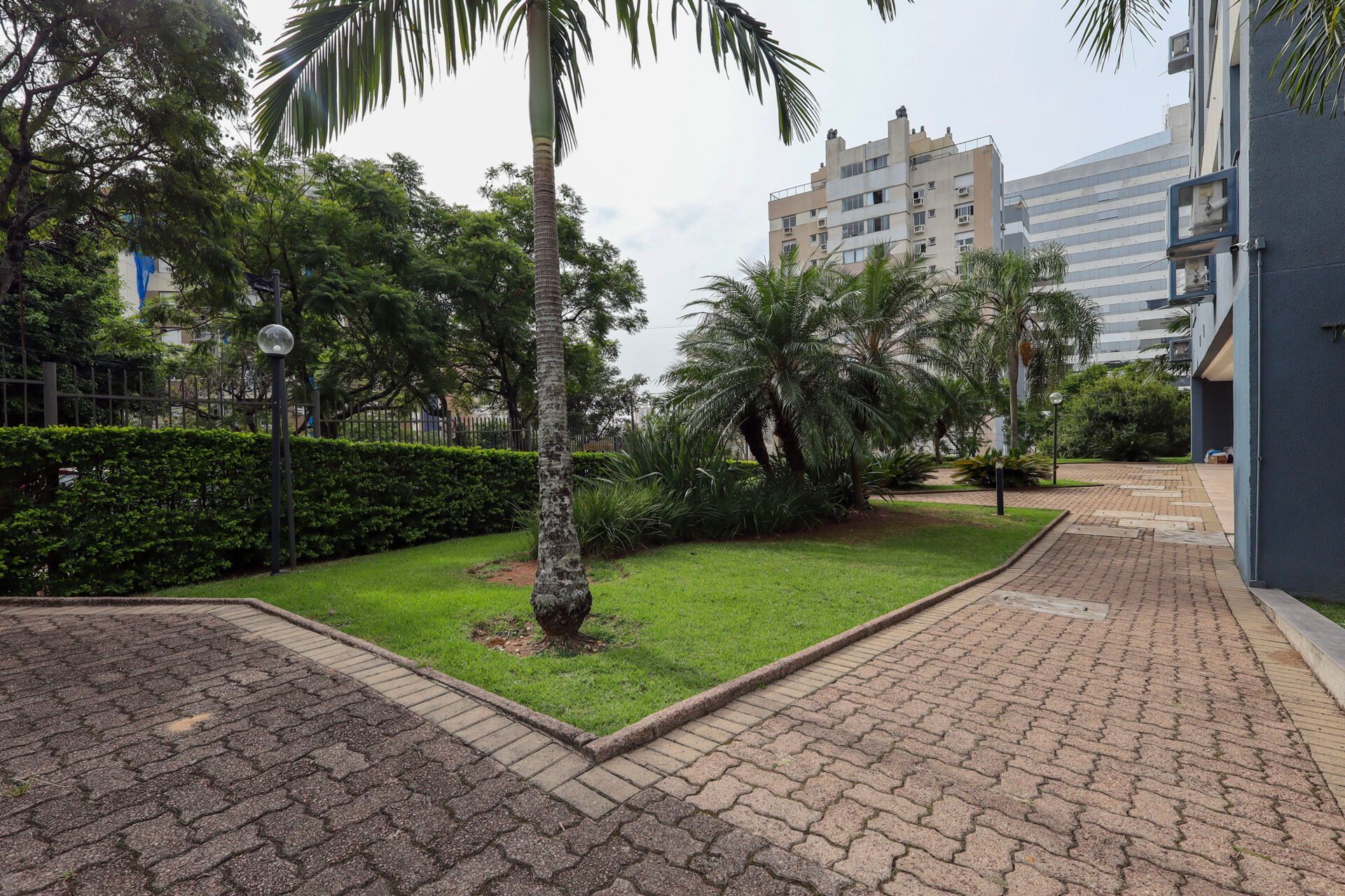 Apartamento à venda com 3 quartos, 84m² - Foto 31