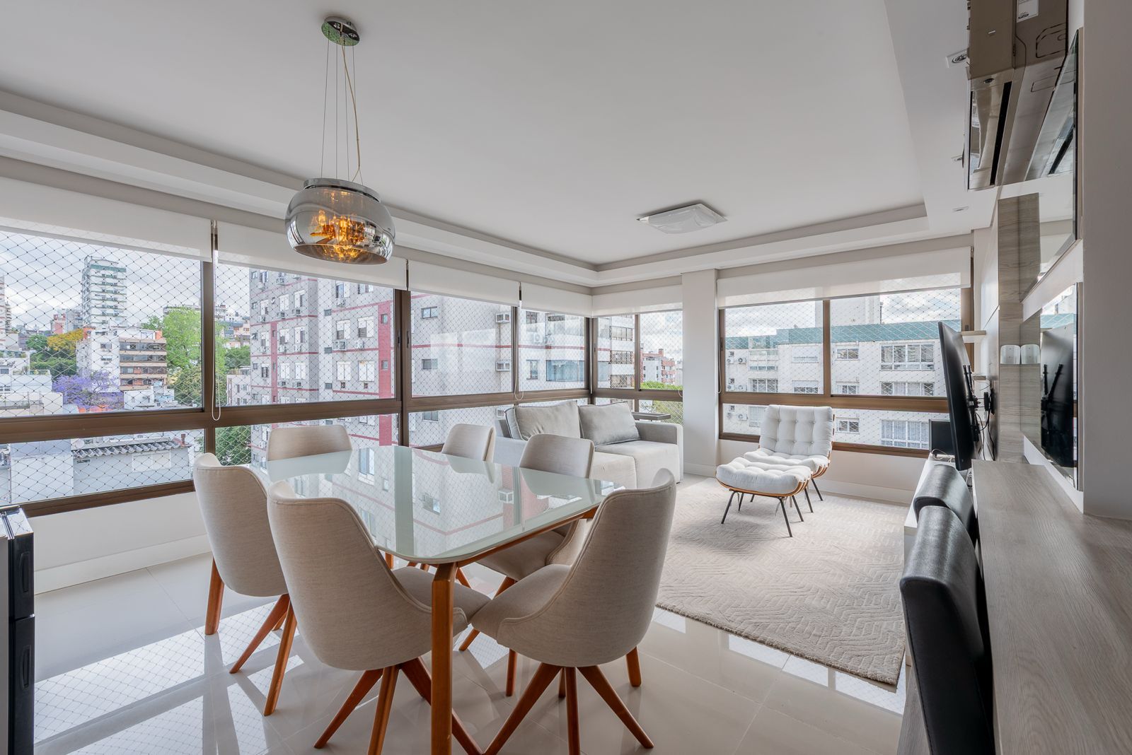 Apartamento a venda no bairro Mont Serrat