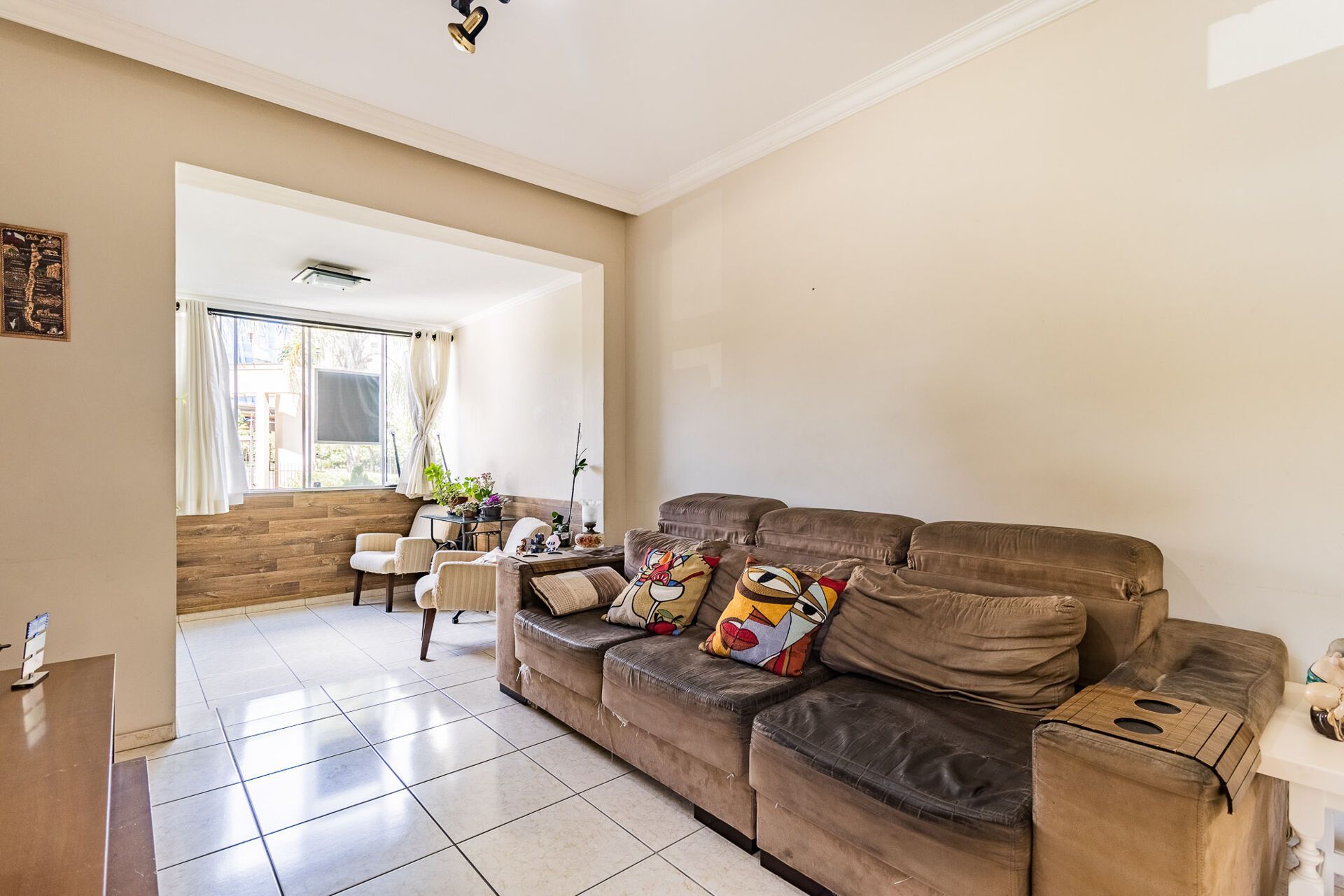 Apartamento à venda com 3 quartos, 112m² - Foto 2