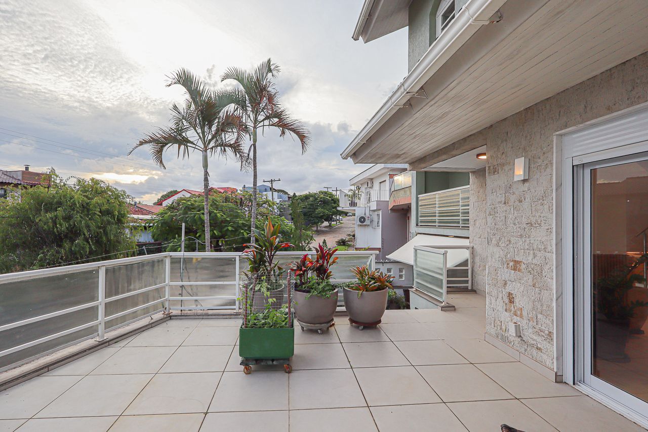 Casa, 3 quartos, 266 m² - Foto 23