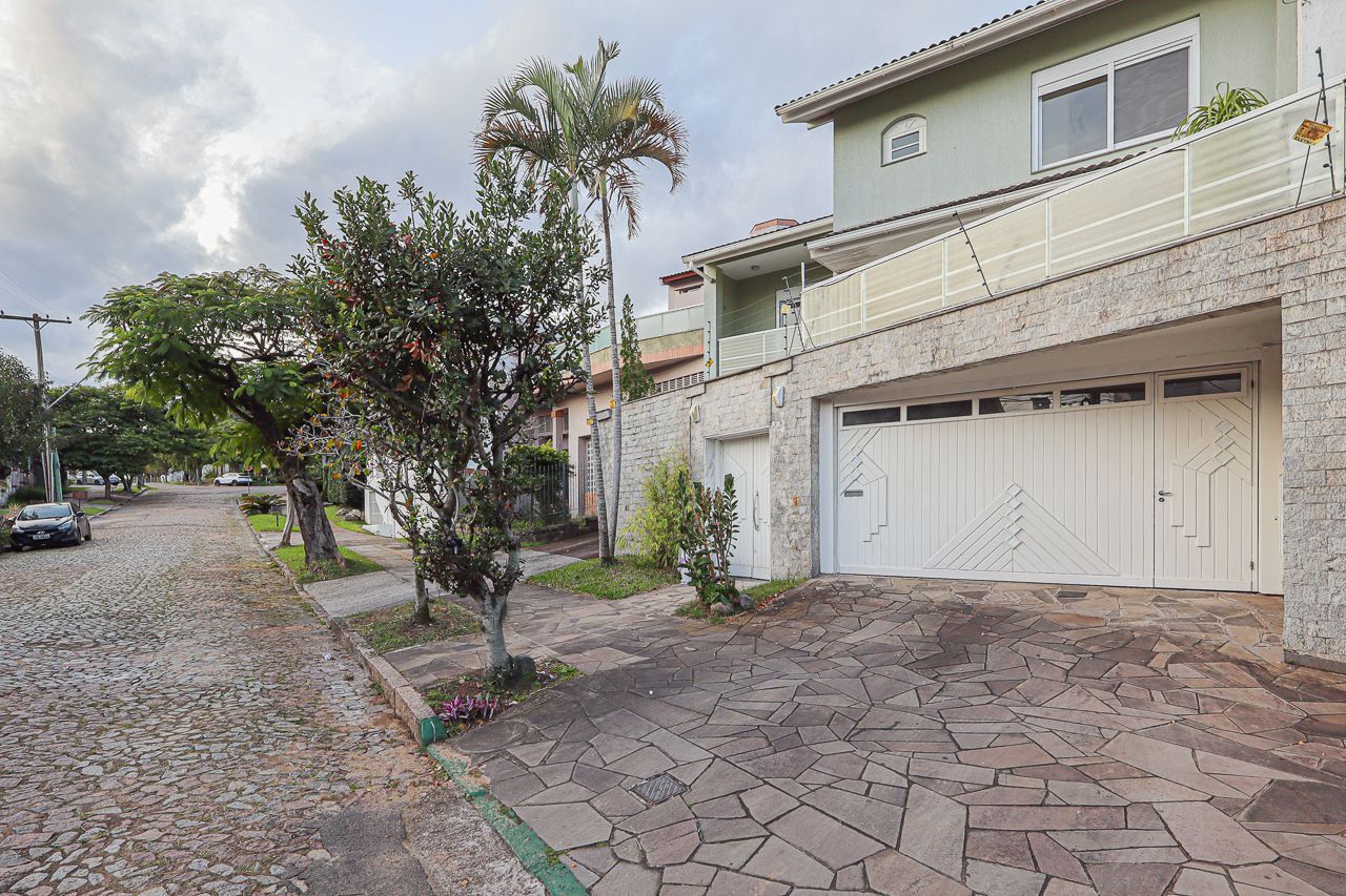 Casa, 3 quartos, 266 m² - Foto 47