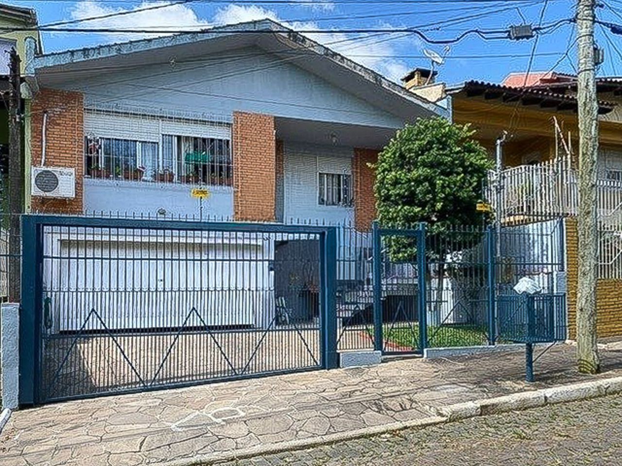 Casa a venda no bairro Santa Fé