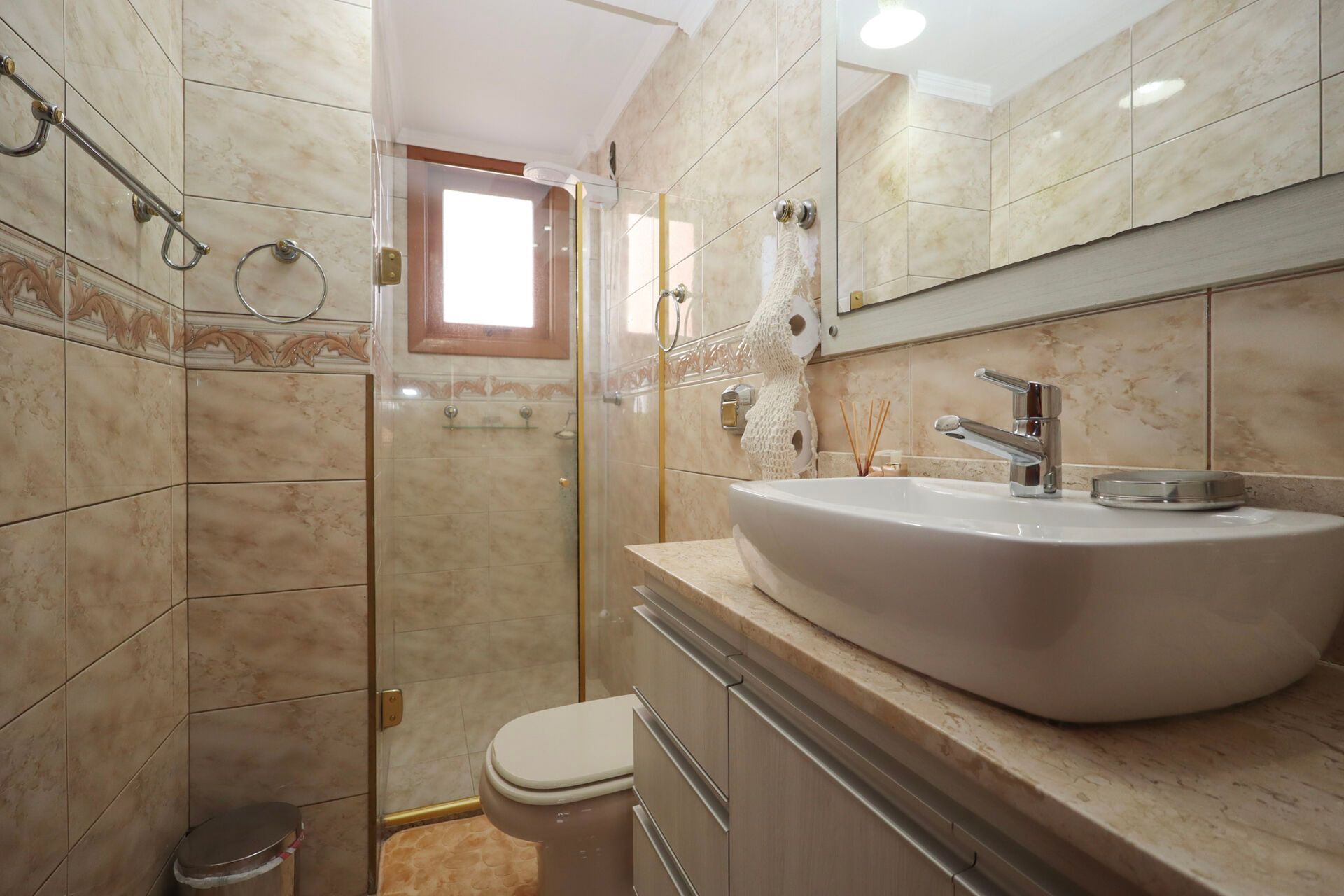 Apartamento à venda com 3 quartos, 123m² - Foto 12
