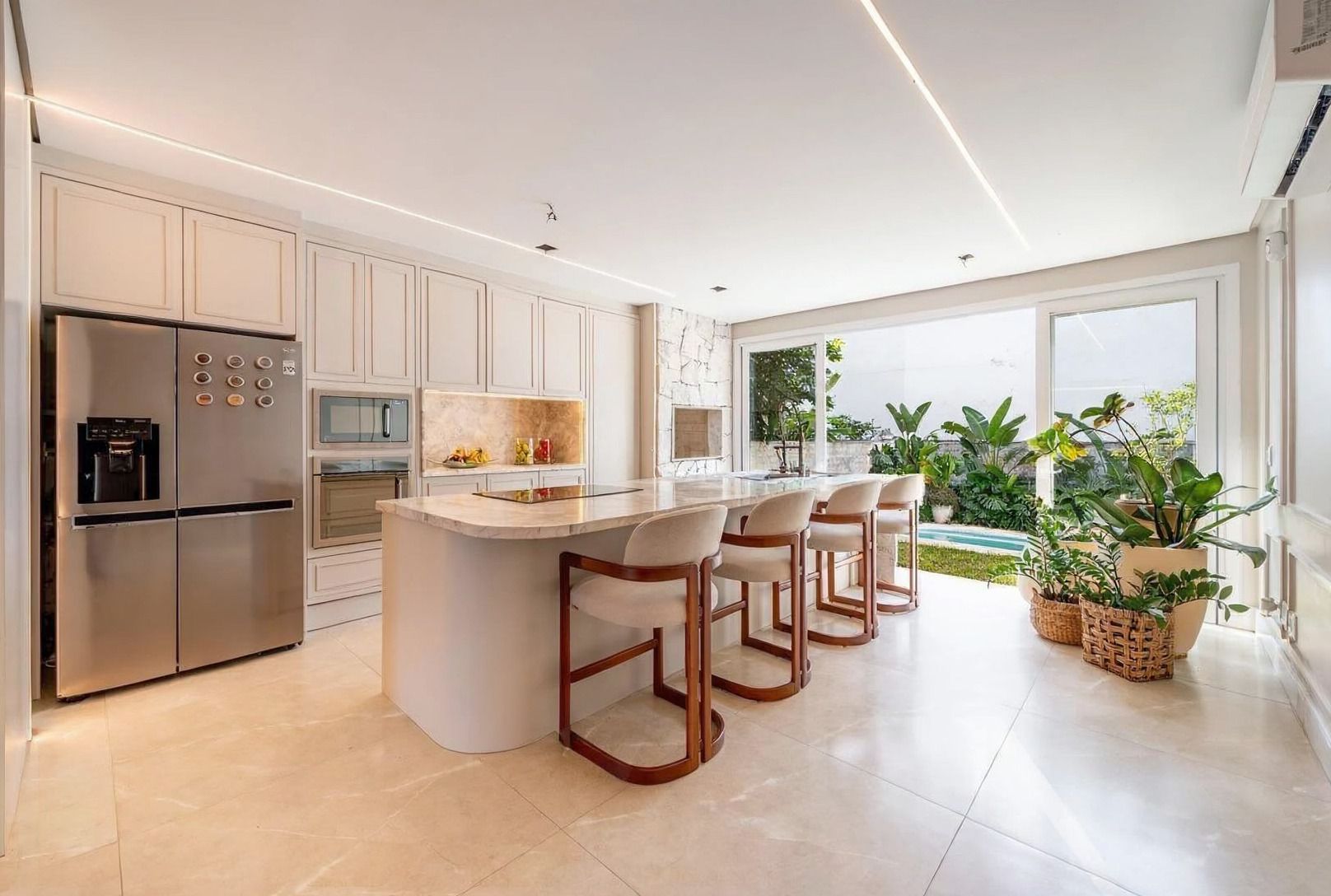 Casa 3 quartos à venda, 281m², Chácara das Pedras - Porto Alegre