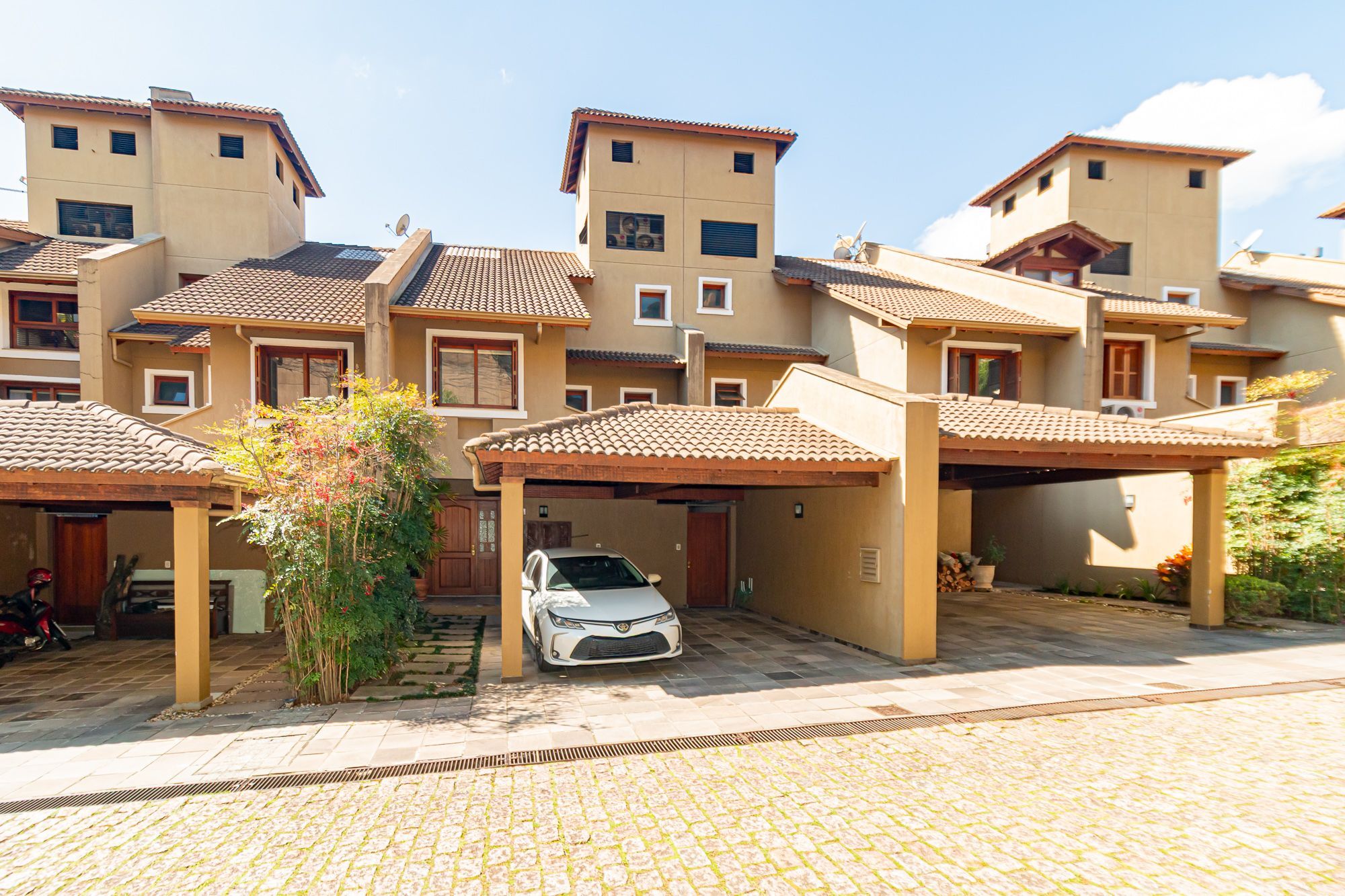 Casa de Condomínio à venda com 3 quartos, 314m² - Foto 67