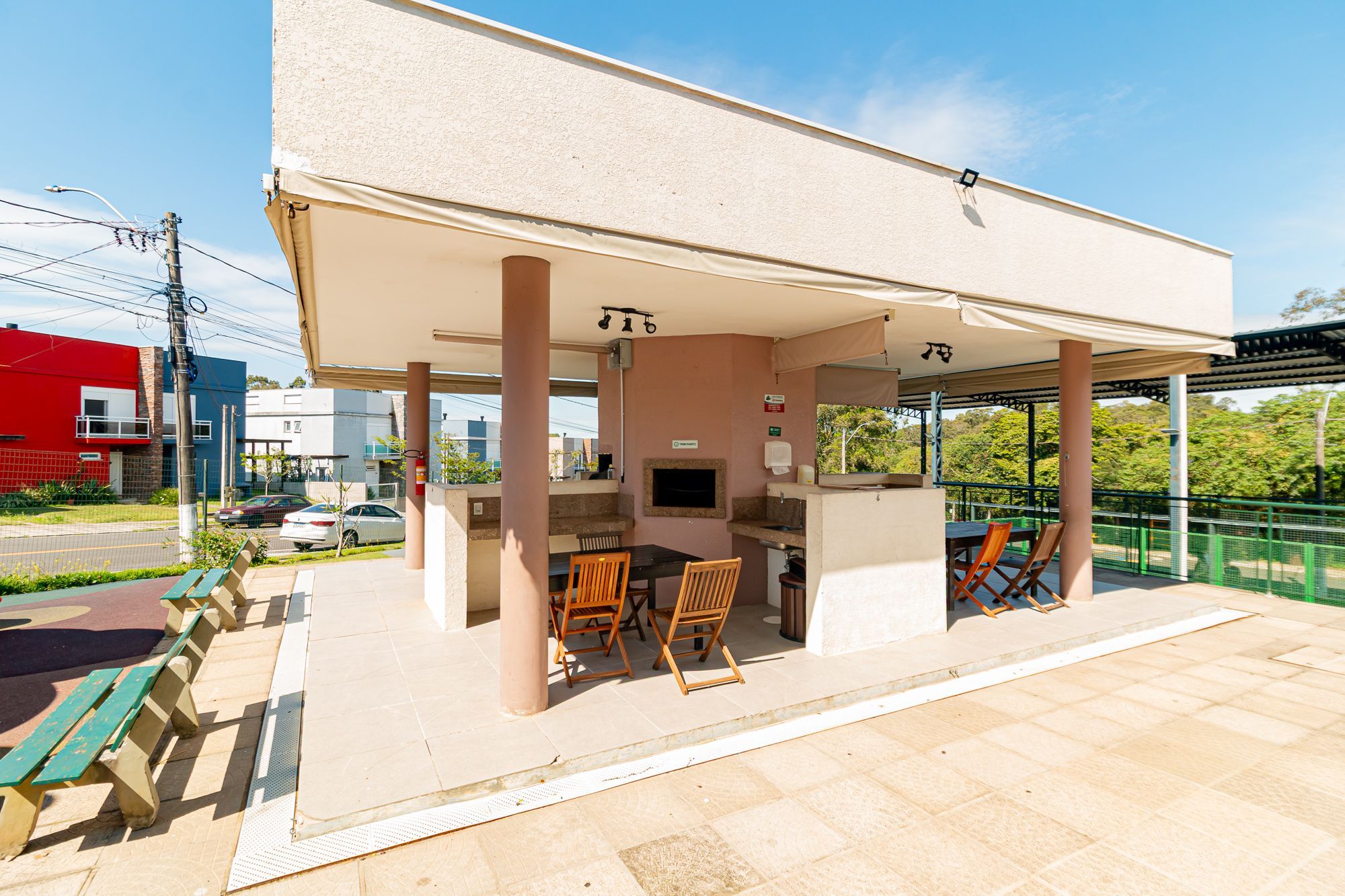 Casa à venda com 3 quartos, 99m² - Foto 59