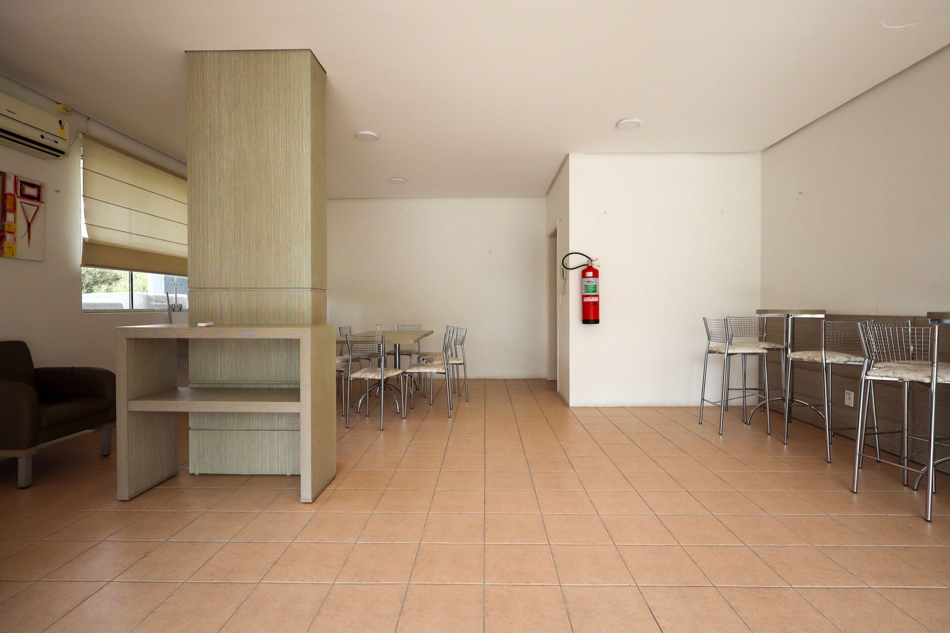 Apartamento à venda com 3 quartos, 84m² - Foto 27