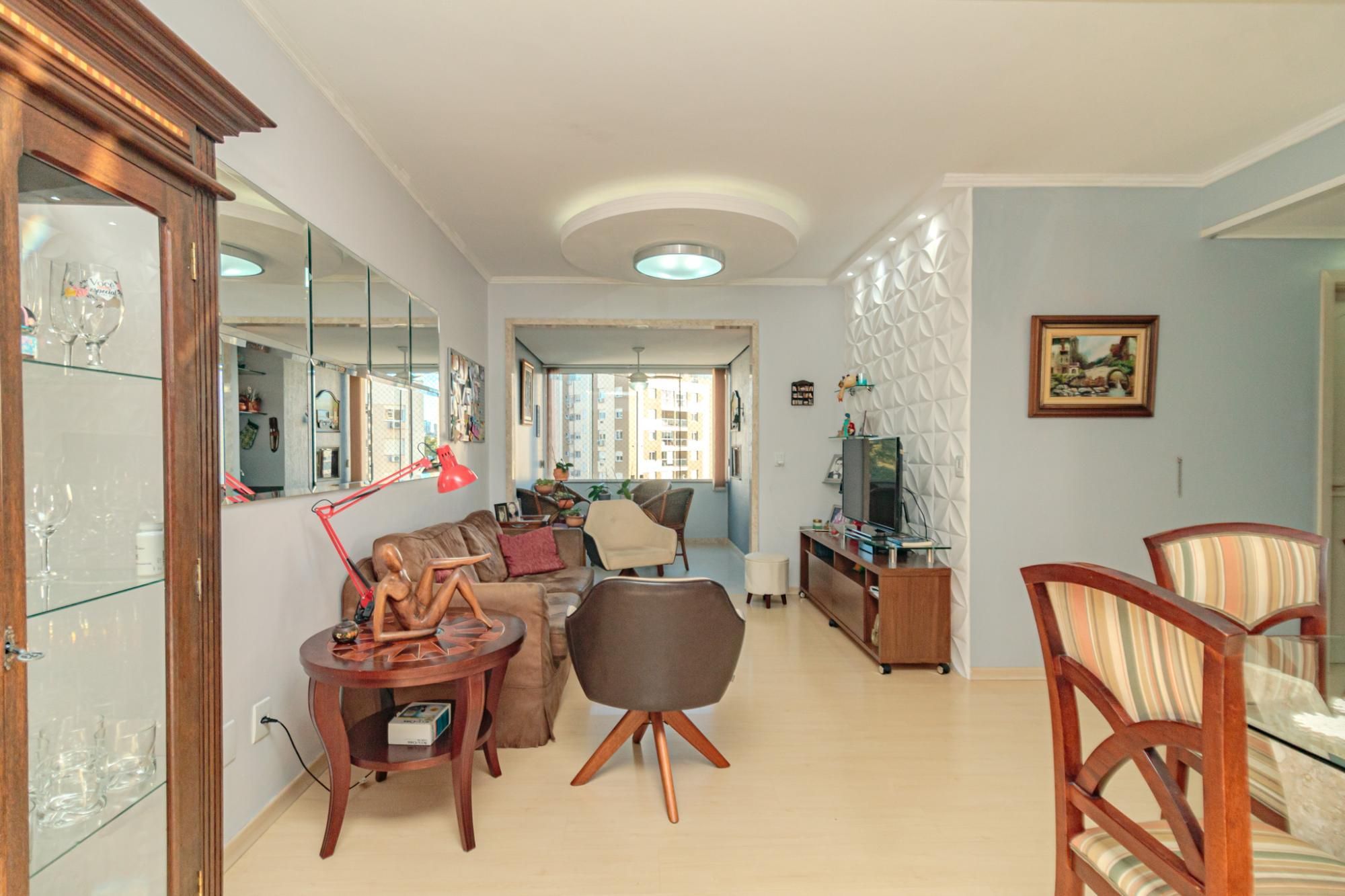 Apartamento à venda com 3 quartos, 114m² - Foto 2