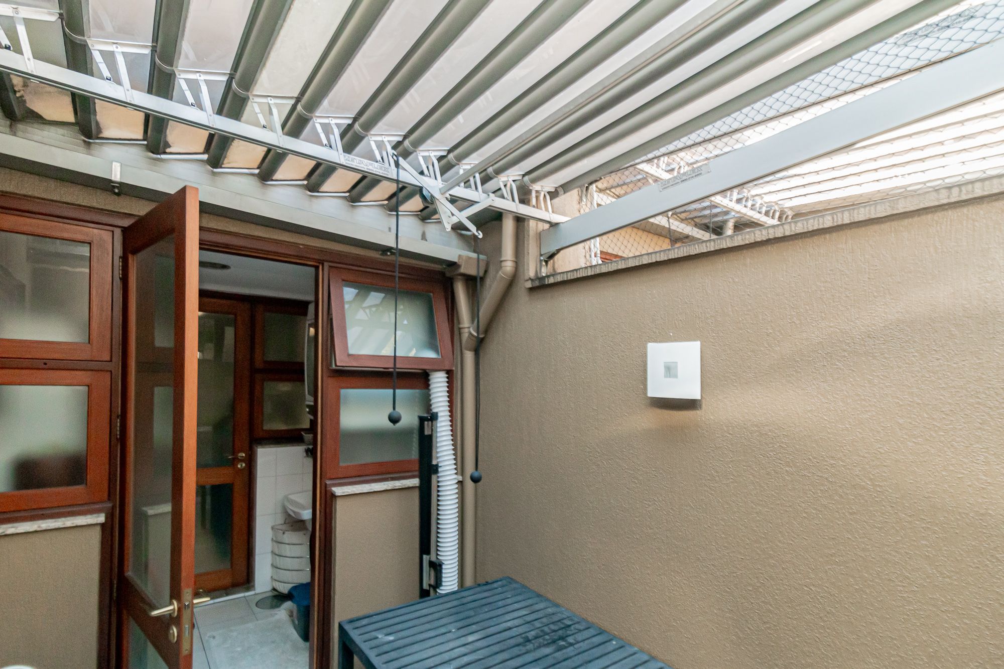 Casa de Condomínio à venda com 3 quartos, 314m² - Foto 61