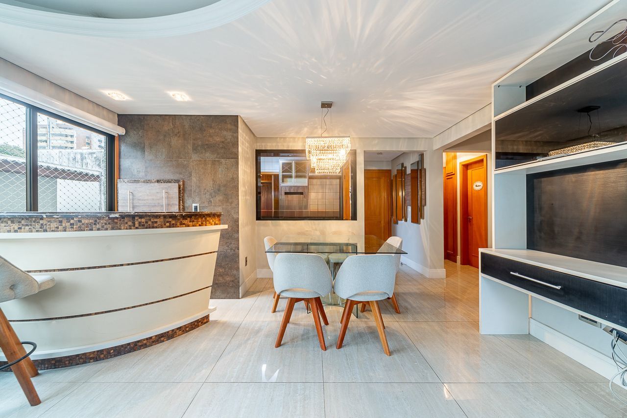 Apartamento a venda no bairro Petrópolis — foto 5