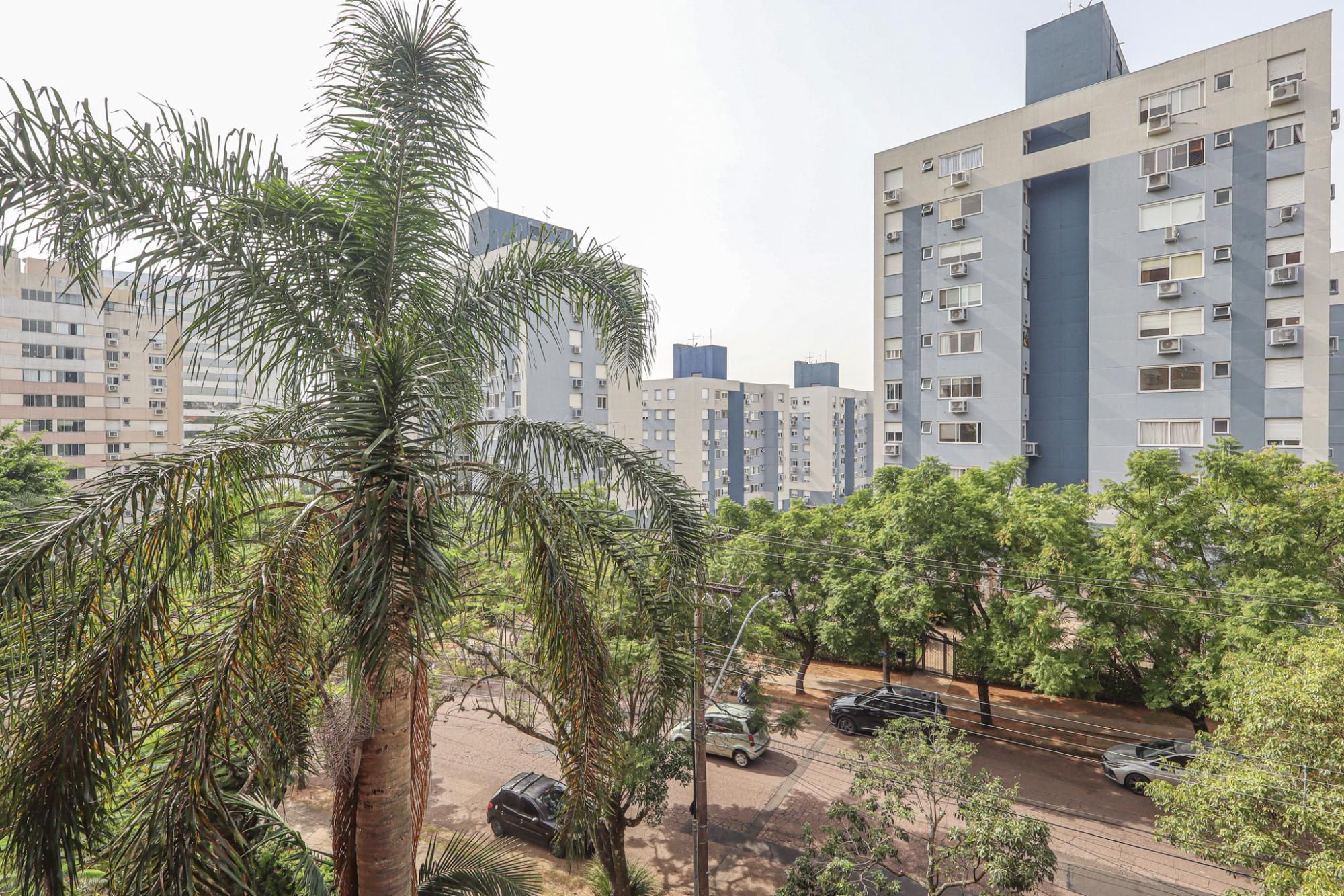 Apartamento à venda com 3 quartos, 96m² - Foto 7