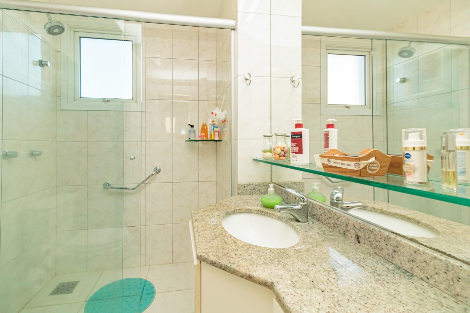 Apartamento à venda com 3 quartos, 114m² - Foto 32